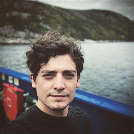 aneurin-barnard055 (1080x1080, 86 kБ...)